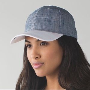 Lululemon baller hat